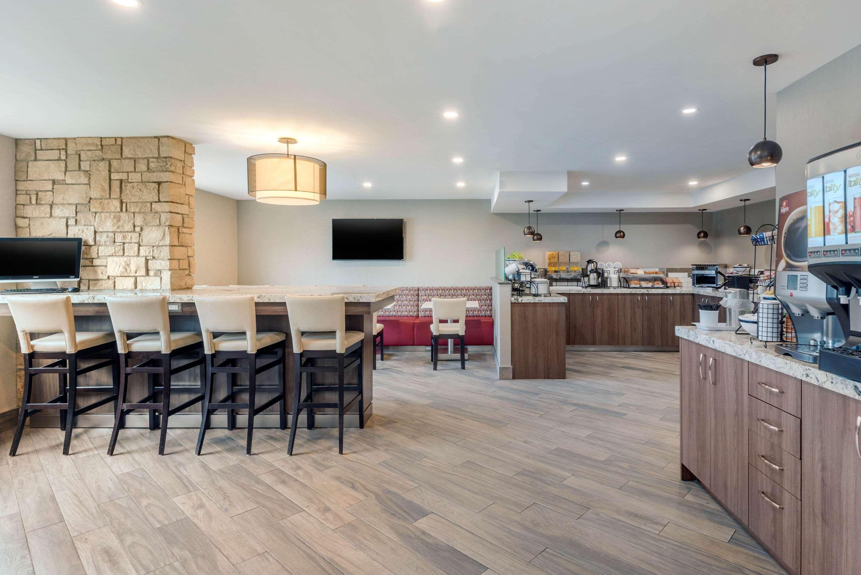 Spark By Hilton 2*