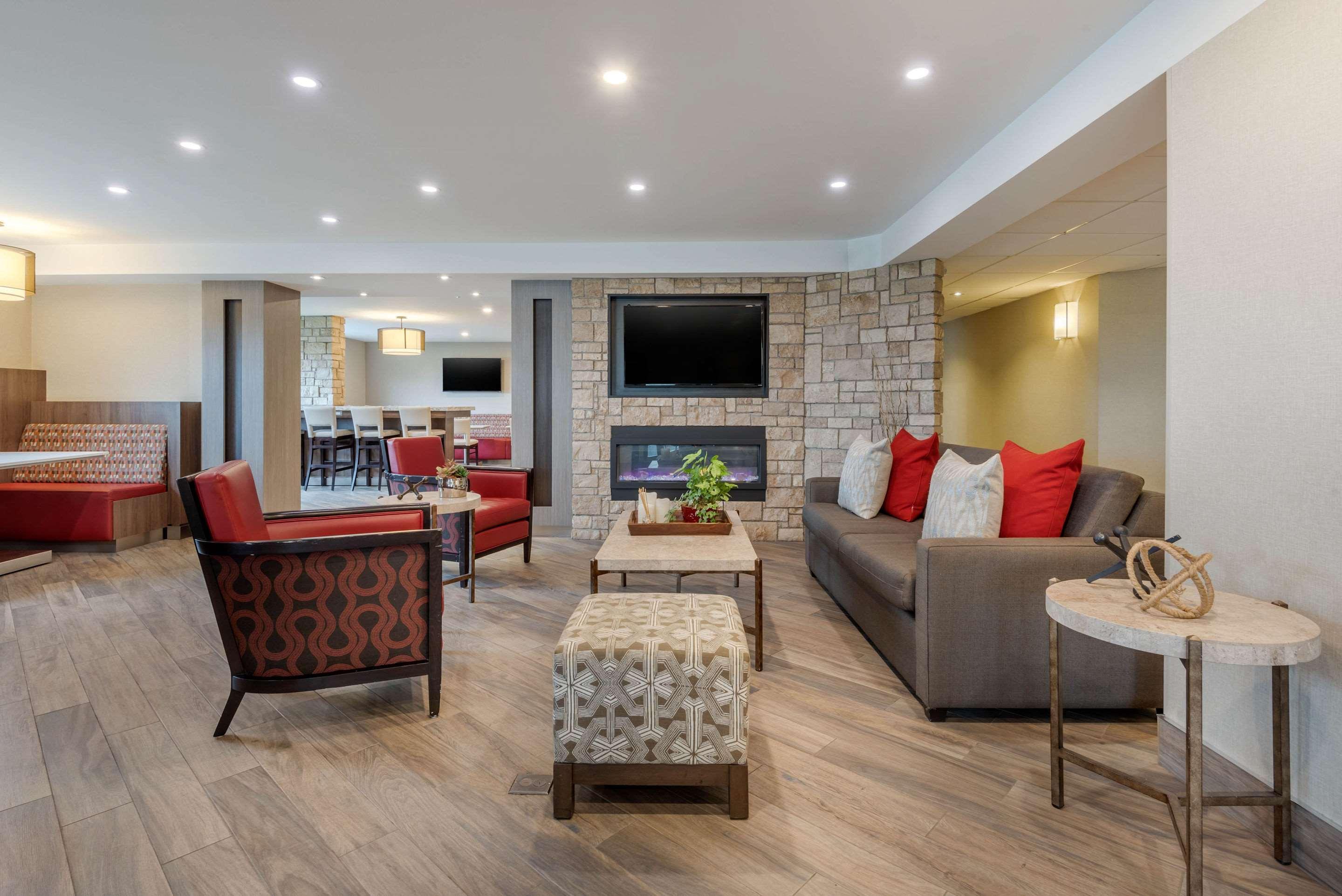 Spark By Hilton Inn Oshawa