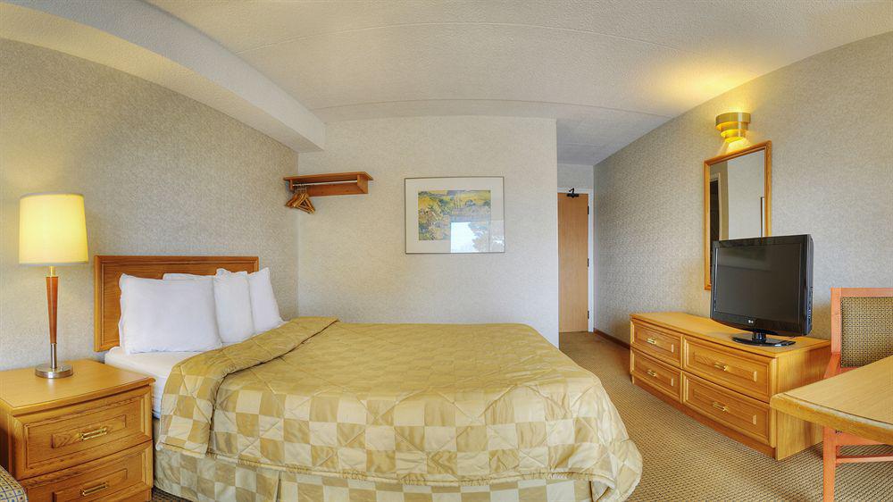 Spark By Hilton Inn 2*